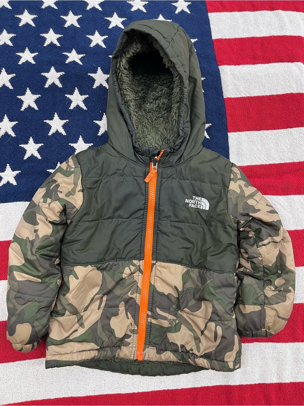 The North Face Olive & Camo Reversible Hooded Puffer Boys Size 18/24 Months